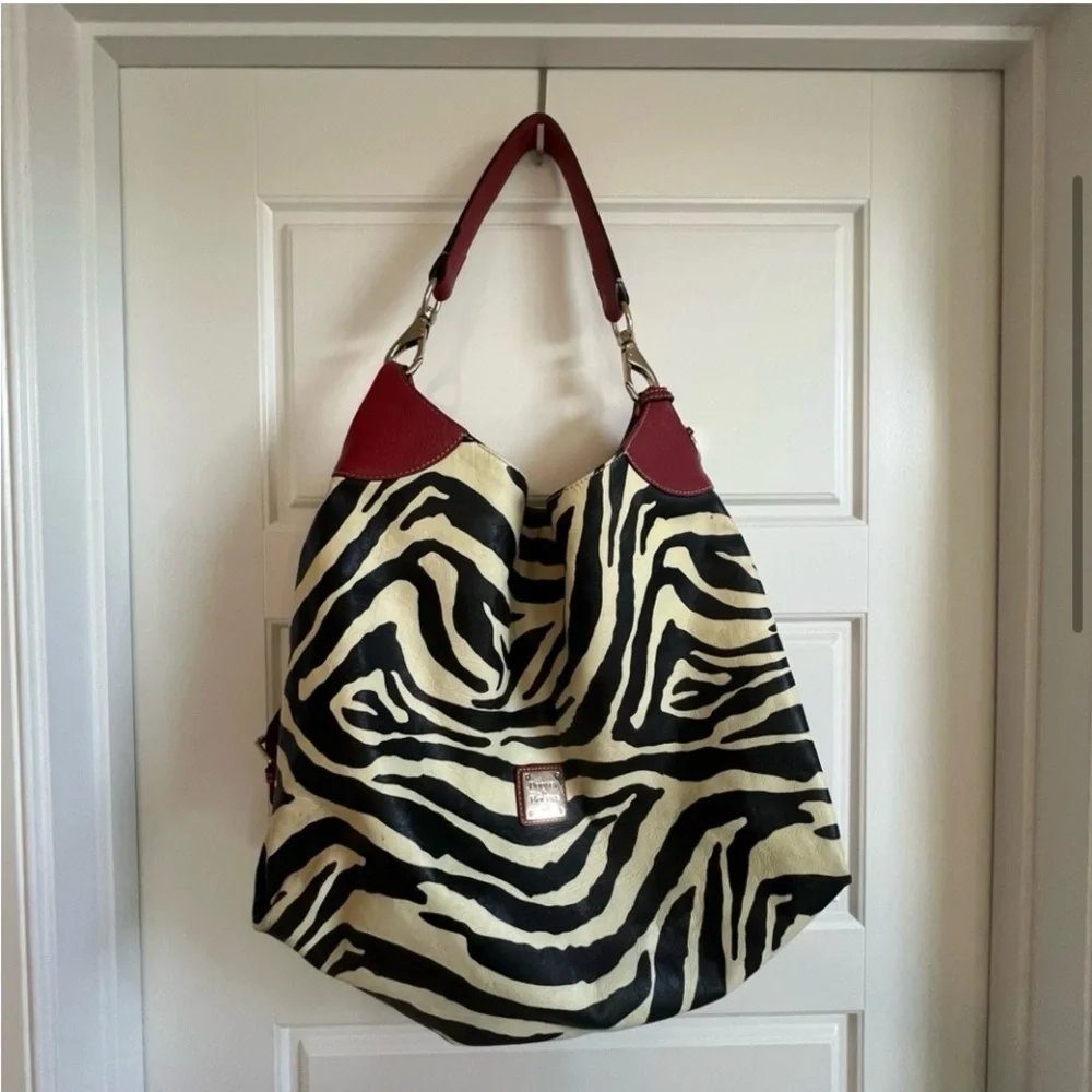 Vintage Dooney & Bourke Black and Cream Shoulder Bag with Zebra Print - Picture 2 of 14